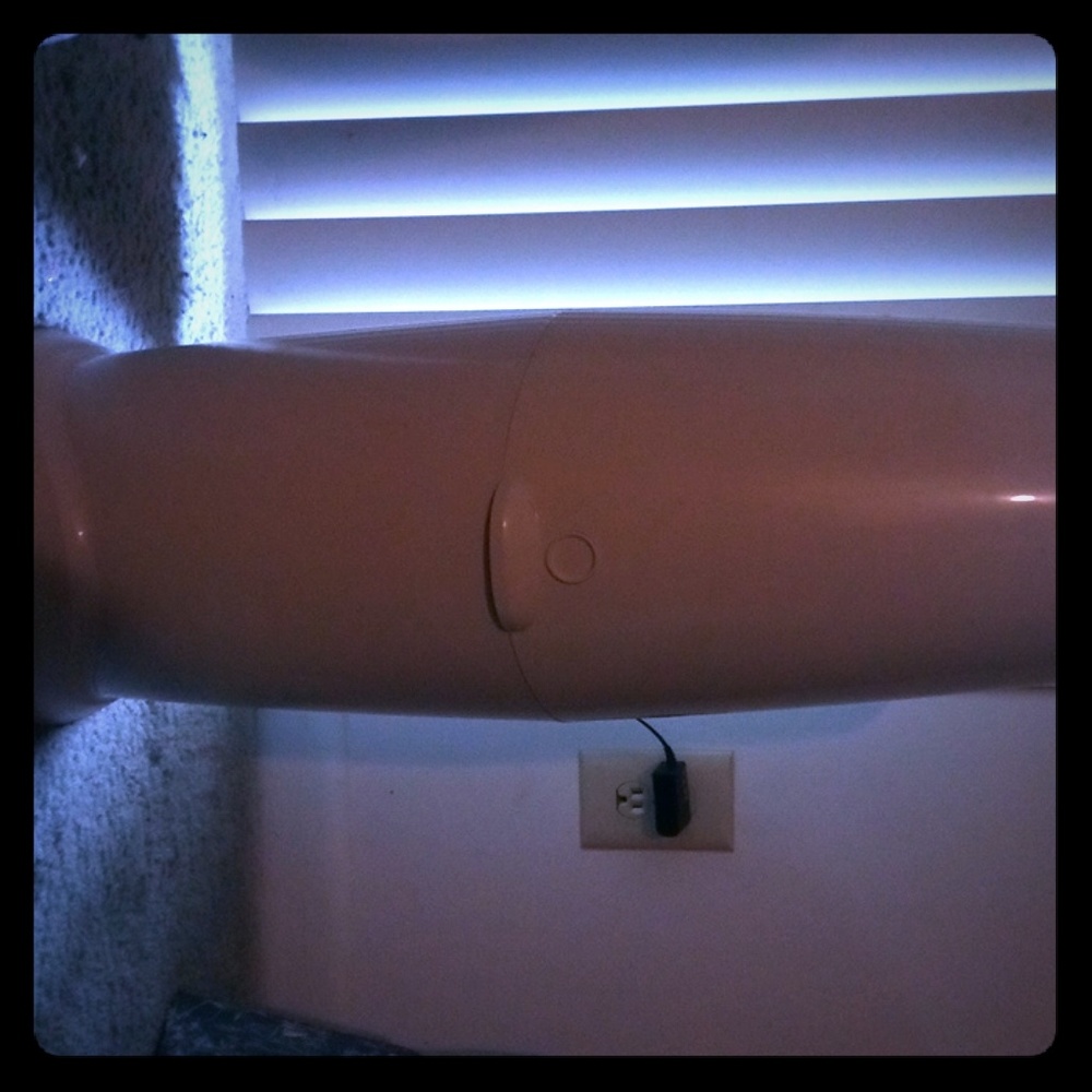 I'm selling a diaper genie